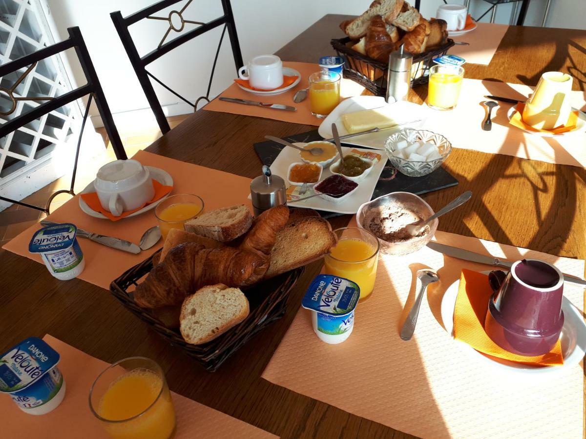 Bed & Breakfast Emmony 3*